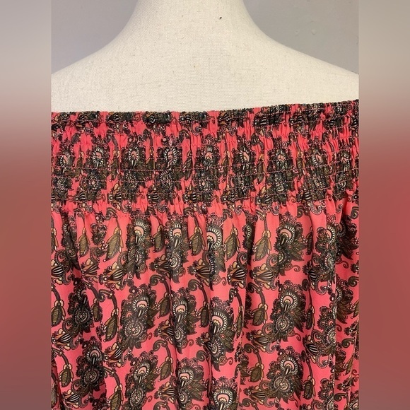 Naanaa Flowy Smocked Off shoulder Top - Picture 8 of 8